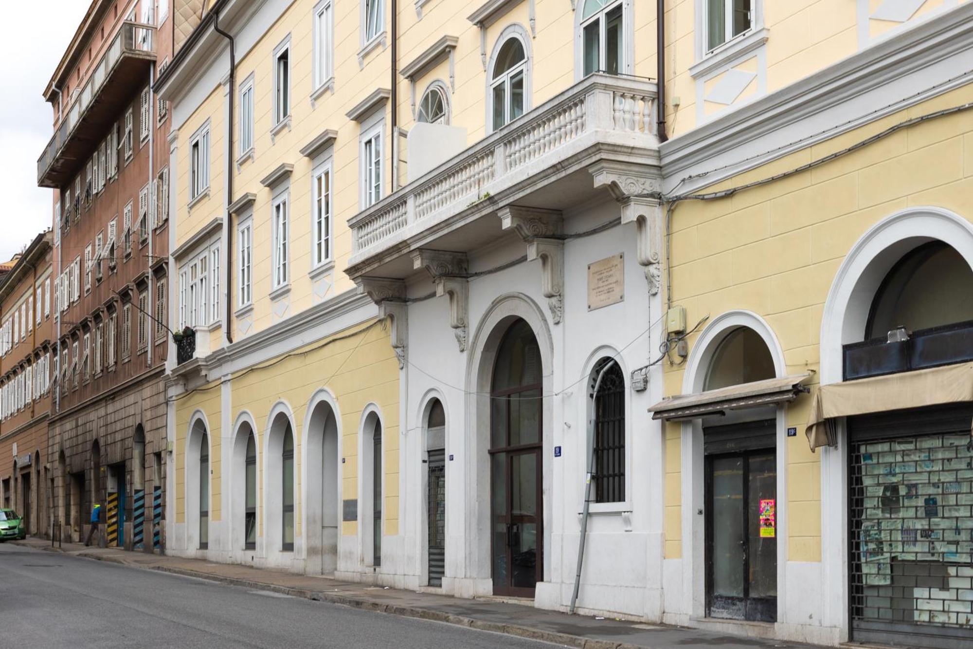 Arcobaleno Trieste Via Udine 19 المظهر الخارجي الصورة